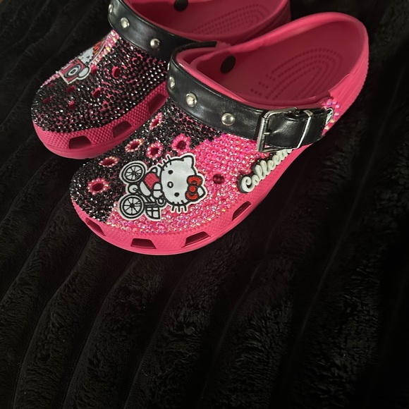 Hello Kitty Shoes - Hello Kitty Sparkling Pink Kids Slippers